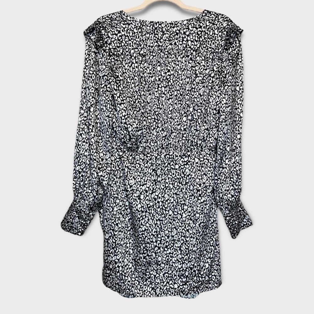 L’Academie Revolve The Joyce Mini Dress Cheetah Medium Satin Black Glam Party - Picture 4 of 7